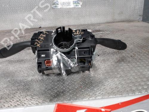 Parkbremsarm/handtak PEUGEOT 206+ (2L_, 2M_) 1.1 (60 hp) 30483874