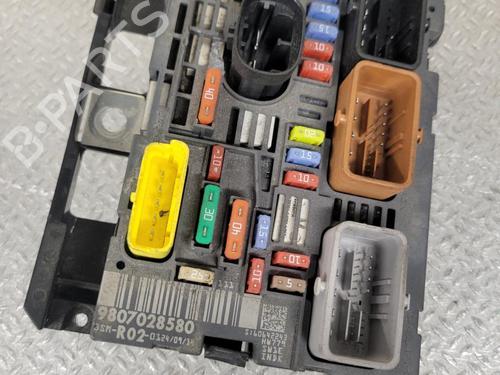 fuse-box-peugeot-3008-i-mpv-0u_-2009-2010-2011-2012-2013-2014-2015-2016-2017-37274991 main image