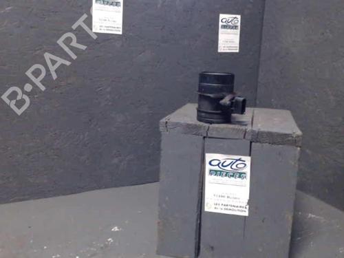 Used Mass air flow sensor Mass air flow sensor VW BORA Variant (1J6) 1.9 TDI (130 hp) 24067932 24067932