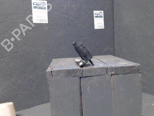 Used Washer pump FIAT 500 (312_) 1.2 (312AXA1A) (69 hp) 24068172