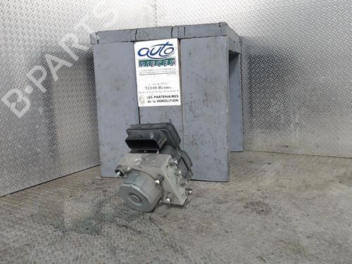 Used ABS pump ABS pump DACIA SANDERO II TCe 90 (B8M1, B8MA, B8AC) (90 hp) 30483713 30483713