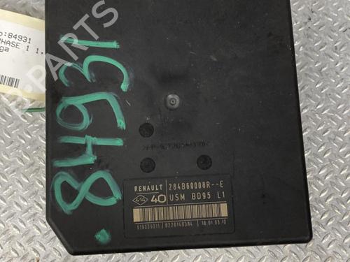 Used Fuse box Fuse box RENAULT MEGANE III Hatchback (BZ0/1_, B3_) 1.5 dCi (BZ09, BZ0D, BZ1W, BZ29, BZ14) (110 hp) 30484534 30484534
