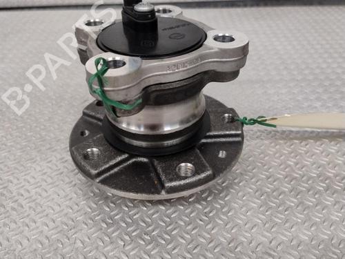 Used Left rear steering knuckle Left rear steering knuckle PEUGEOT 106 II (1A_, 1C_) 1.1 i (60 hp) 36461740 36461740