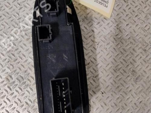 Used Left front window switch PEUGEOT 2008 I (CU_) 1.2 THP 130 / PureTech 130 (130 hp) 29644442