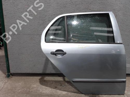 Used Right rear door Right rear door 24086823 24086823