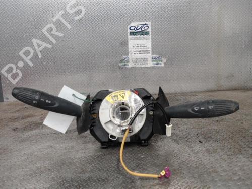 switch-ford-ka-ru8-2008-2009-2010-2011-2012-2013-2014-2015-2016-30483875 main image