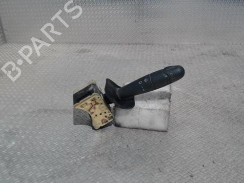 Used Steering column stalk RENAULT KANGOO Express (FC0/1_) D 55 1.9 (FC0D) (54 hp) 24079703