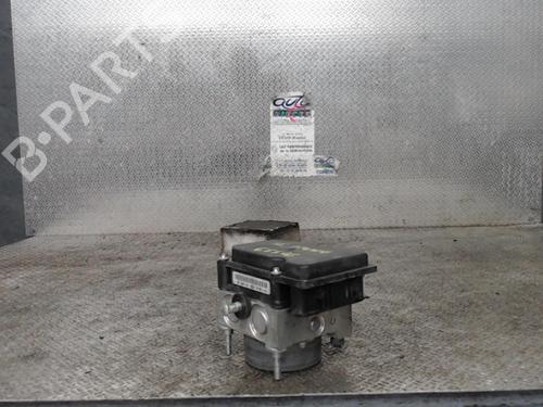 Used ABS pump FIAT BRAVO II (198_) 1.9 D Multijet (198AXB1A) (120 hp) 30484053