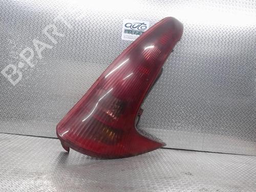 Used Right taillight PEUGEOT 206 SW (2E/K) 1.4 HDi (68 hp) 24075697