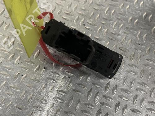 Warning switch FORD MONDEO III Saloon (B4Y) 2.0 16V TDDi / TDCi | BP24097803I22 - Image 2