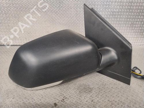 Used Right mirror VW POLO IV (9N_, 9A_) 1.4 TDI (70 hp) 31747368