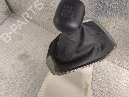Used Shift knob Shift knob PEUGEOT 208 II (UB_, UP_, UW_, UJ_) 1.5 BlueHDI 100 (102 hp) 30139250 30139250