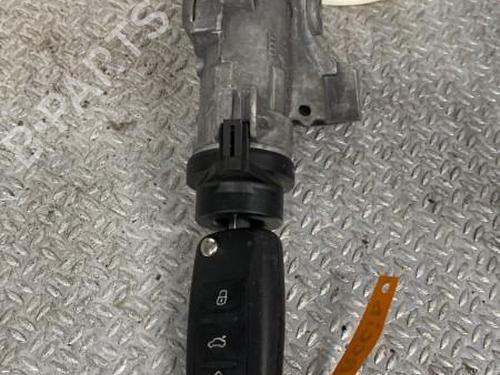 Used Ignition barrel VW POLO V (6R1, 6C1) 1.2 (60 hp) 24099583