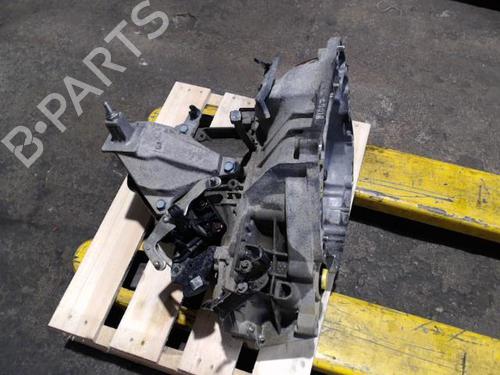 Used Gearbox NISSAN NOTE (E12) 1.2 (80 hp) 24092839