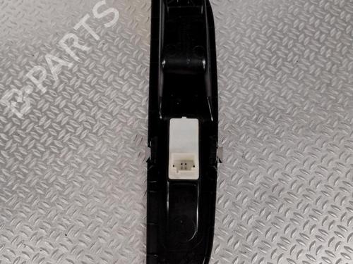 Right rear window switch PEUGEOT 5008 II (MC_, MJ_, MR_, M4_) 1.5 BlueHDi 130 (MCYHZJ, MCYHZR, MCYHZX) | BP29264332I28 