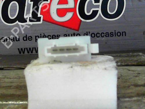 Used Heater resistor Heater resistor PEUGEOT 207 (WA_, WC_) 1.6 HDi (90 hp) 24065756 24065756