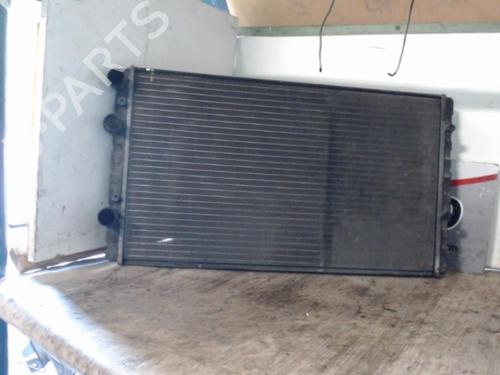 Used Water radiator FIAT STILO Multi Wagon (192_) 1.9 JTD (115 hp) 24069407