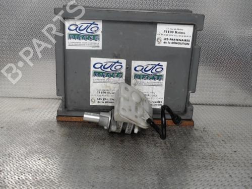 Used Brake master cylinder PEUGEOT RCZ 1.6 16V (156 hp) 24072500