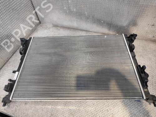 Used Water radiator Water radiator RENAULT KANGOO III MPV TCe 130 (KJMB) (131 hp) 40517397 40517397