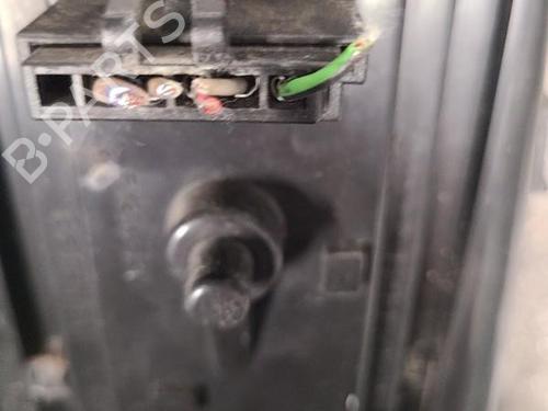 right-taillight-smart-city-coupe-450-1998-1999-2000-2001-2002-2003-2004-24099846 main image