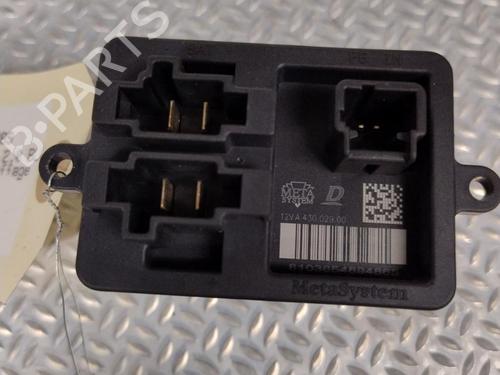 Used Heater resistor PEUGEOT 5008 II (MC_, MJ_, MR_, M4_) 2.0 BlueHDi 180 (MJEHZW, MJEHZR, MJEHZP) (177 hp) 25703966