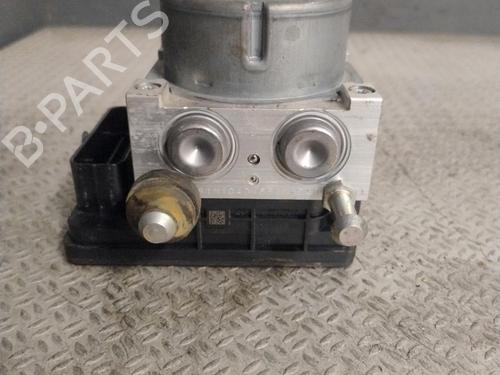 Used ABS pump ABS pump CITROËN C4 AIRCROSS 1.6 HDi 115 AWC (114 hp) 33132358 33132358