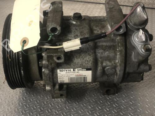 Used AC compressor AC compressor DACIA SANDERO 1.5 dCi (88 hp) 24079093 24079093