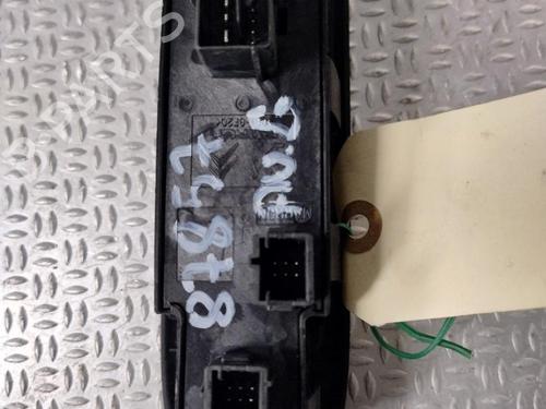 Used Left front window switch PEUGEOT 308 I (4A_, 4C_) 1.6 HDi (109 hp) 25858477