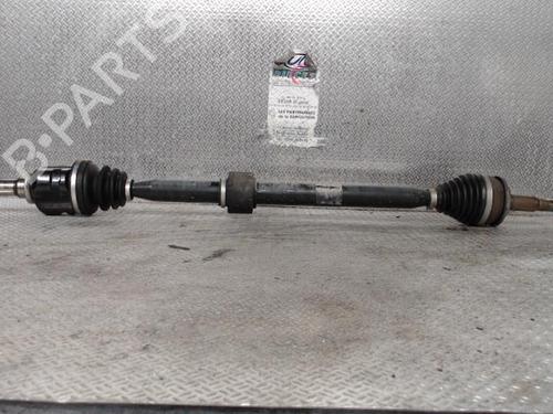 right-front-driveshaft-toyota-auris-_e15_-2006-2007-2008-2009-2010-2011-2012-2013-24095856 main image