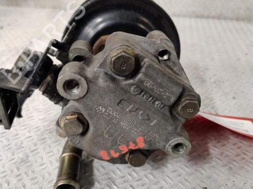Used Steering pump VW GOLF IV (1J1) 1.6 16V (105 hp) 26725045