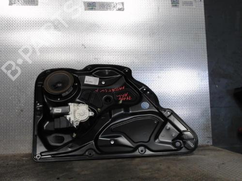 Rudehejsemekanisme venstre bagtil VW PASSAT B6 Variant (3C5) 2.0 BlueTDI (143 hp) 24084506