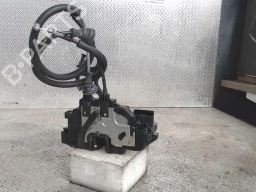 Used Front left lock HYUNDAI SANTA FÉ II (CM) 2.2 CRDi GLS 4x4 (150 hp) 24074511