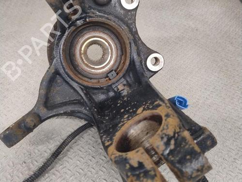 Used Right front steering knuckle Right front steering knuckle CITROËN C3 III (SX) 1.2 PureTech 82 (83 hp) 36242376 36242376