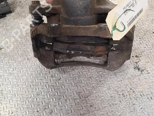 Used Right front brake caliper Right front brake caliper PEUGEOT 206 Hatchback (2A/C) 1.4 i (75 hp) 24100036 24100036
