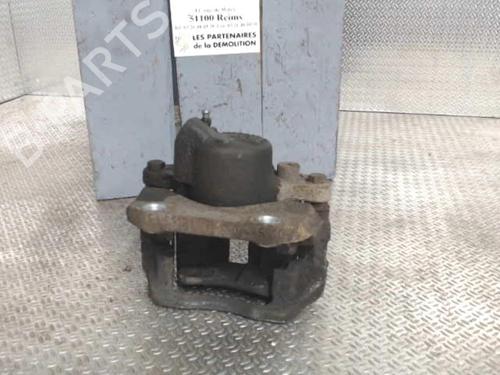 Used Right front brake caliper Right front brake caliper DACIA SANDERO 1.4 MPI LPG (72 hp) 24071544 24071544