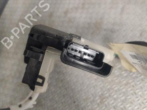 front-left-lock-opel-crossland-x-crossland-p17-p2qo-2017-36462457 main image