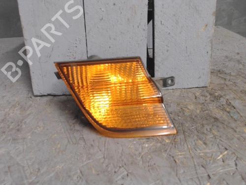Used Right front indicator NISSAN MICRA III (K12) 1.4 16V (88 hp) 24070356