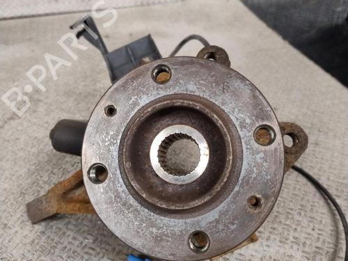 Used Right front steering knuckle Right front steering knuckle PEUGEOT 206 SW (2E/K) 1.6 HDi 110 (109 hp) 33248298 33248298