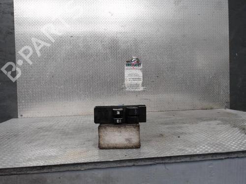Used Left front window switch Left front window switch SUZUKI SPLASH (EX) 1.3 CDTI (A5B413D) (75 hp) 24094794 24094794