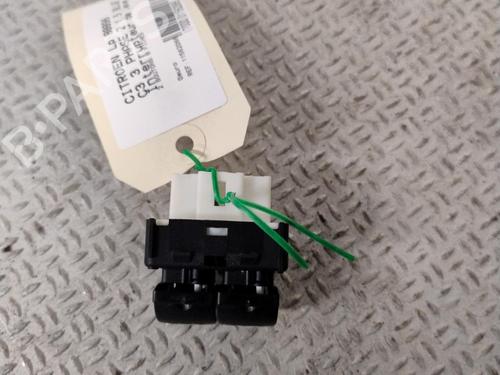 Used Left front window switch CITROËN C3 III (SX) 1.5 BlueHDi 100 (SXYHYP, SXYHTU) (102 hp) 30721587