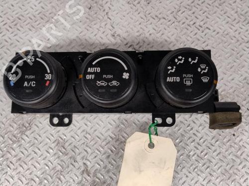 Used Climate control Climate control SUZUKI GRAND VITARA I (FT, HT) 2.0 HDI 110 16V 4x4 (SQ420D, TD83V, JA420WD) (109 hp) 30092534 30092534