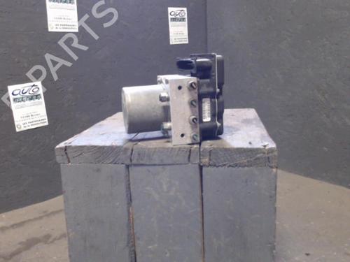 Pompe ABS RENAULT MEGANE II (BM0/1_, CM0/1_) 2.0 dCi (BM1K, CM1K) (150 hp) 30483335