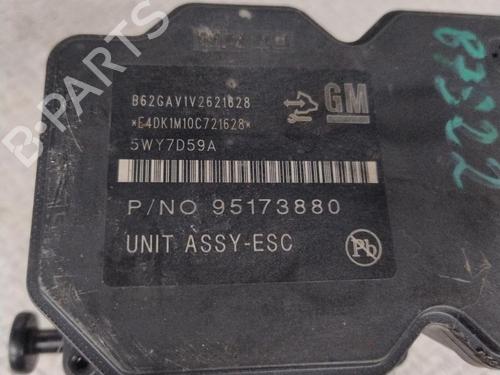 Used ABS pump CHEVROLET AVEO Hatchback (T300) 1.3 D (75 hp) 30797660