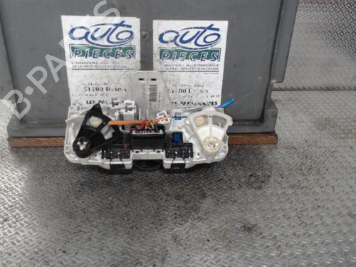 Used Climate control NISSAN MICRA III (K12) 1.2 16V (65 hp) 24073144
