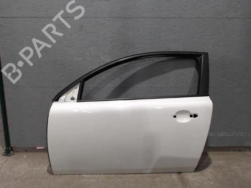 Used Left front door VOLVO C30 (533) D3 (150 hp) 24074500