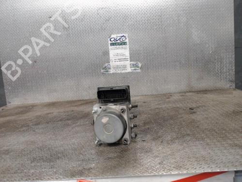 Used ABS pump FIAT GRANDE PUNTO (199_) 1.3 D Multijet (75 hp) 30483913