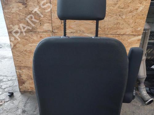 Left front seat FORD FIESTA VI (CB1, CCN) 1.5 TDCi | BP36789615C15 - Image 4