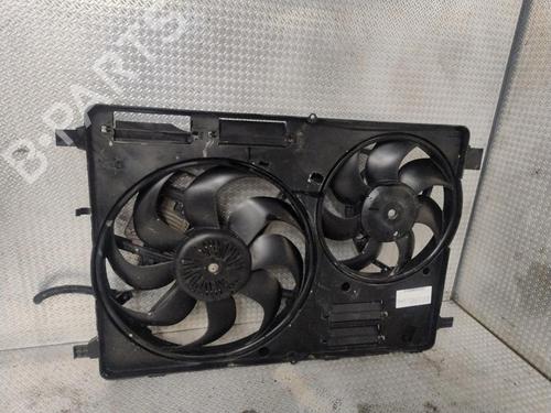 radiator-fan-volvo-xc60-i-suv-156-2008-2009-2010-2011-2012-2013-2014-2015-2016-2017-2018-37595768 main image