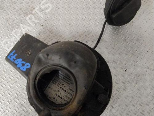 Used Fuel flap VW POLO IV (9N_, 9A_) 1.4 TDI (70 hp) 31302115