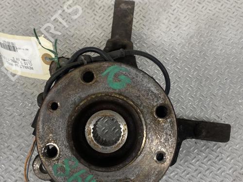 Used Right front steering knuckle RENAULT CLIO III (BR0/1, CR0/1) 1.5 dCi (C/BR0G, C/BR1G) (68 hp) 24100432